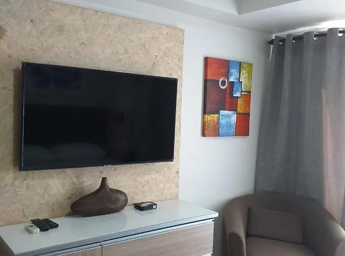 Modern And Cozy Studio At Solinea Near Ayala *