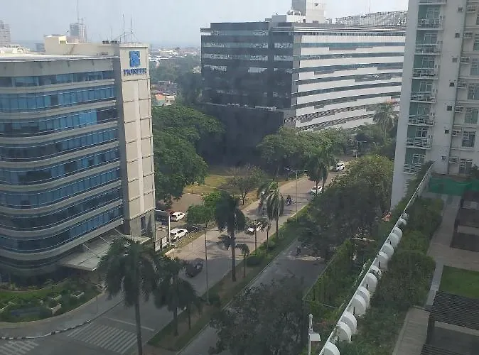Aparthotel Modern And Cozy Studio At Solinea Near Ayala *
